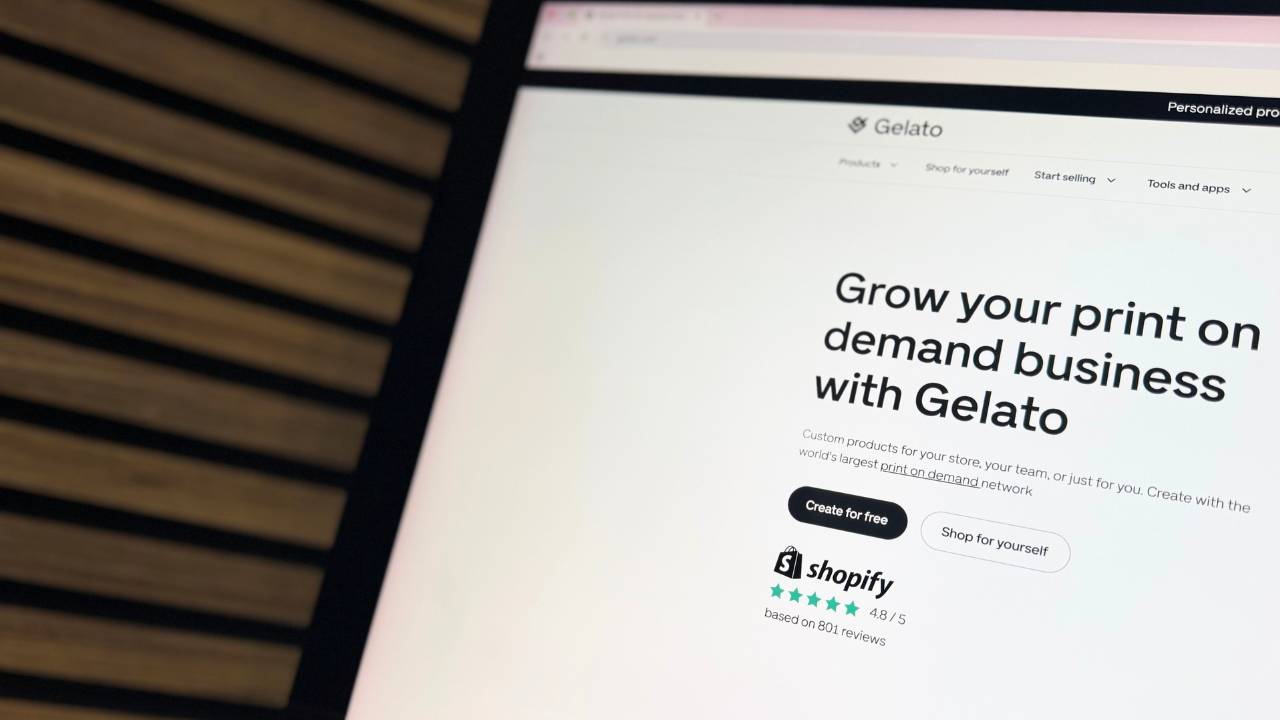 Gelato review – image of the Gelato home page displayed on an iMac